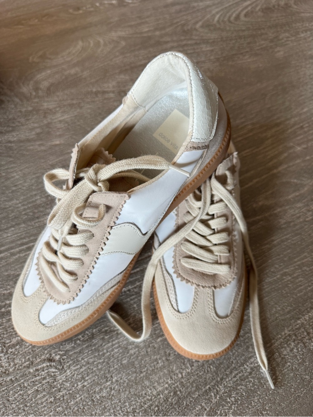 Women’s Beige and White Casual Lace-Up Sneakers